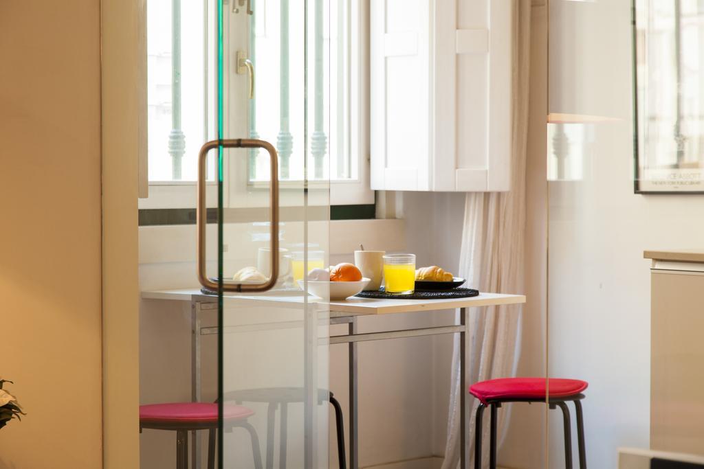 Joivy Inviting Studio Near Green Street Lisbona Esterno foto