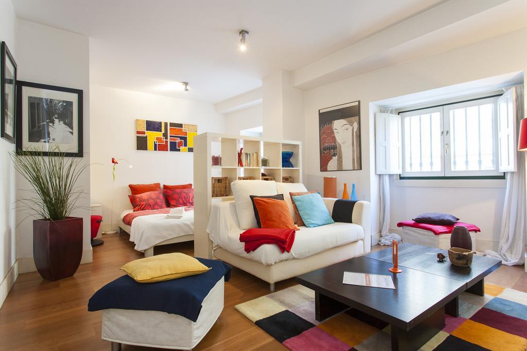 Joivy Inviting Studio Near Green Street Lisbona Esterno foto